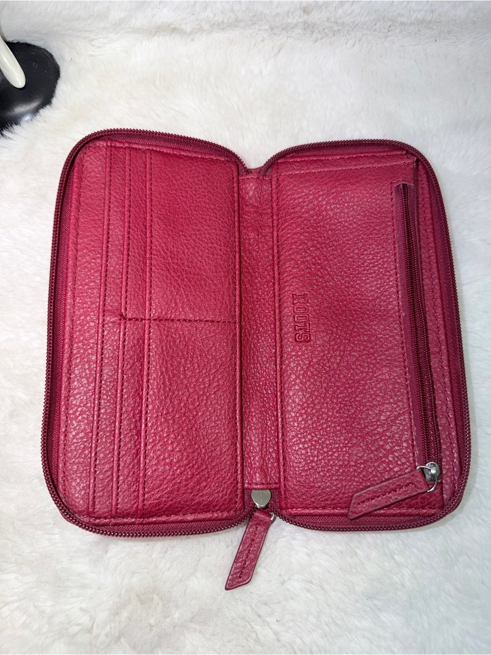 Roots Women’s Zip-Around Wallet - Red Berry 💝